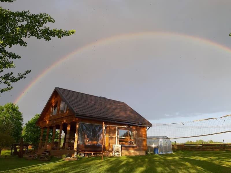 Jaukus medinis poilsio namelis Jiesios sodyboje prie Kauno – nuoma iki 15 svečių